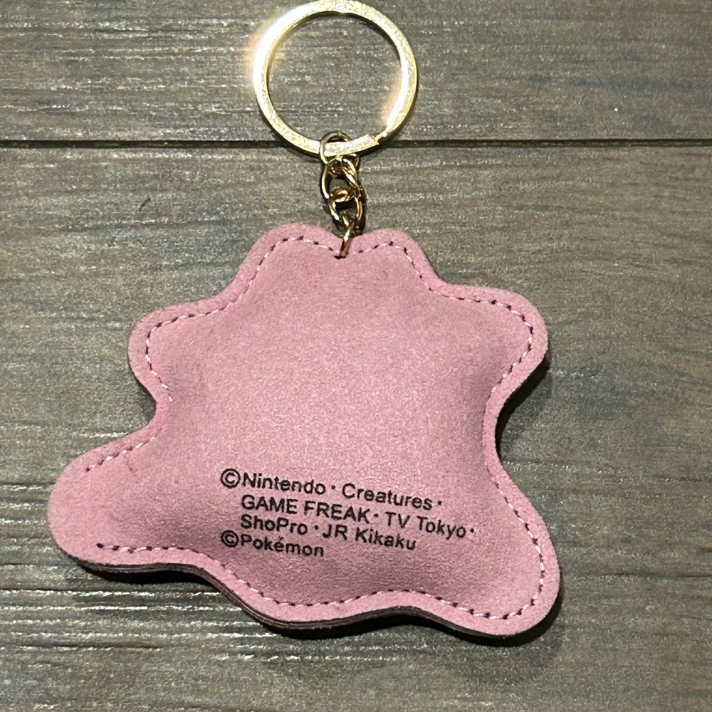 Pokemon Purple Ditto Keychain - Picture 3 of 3